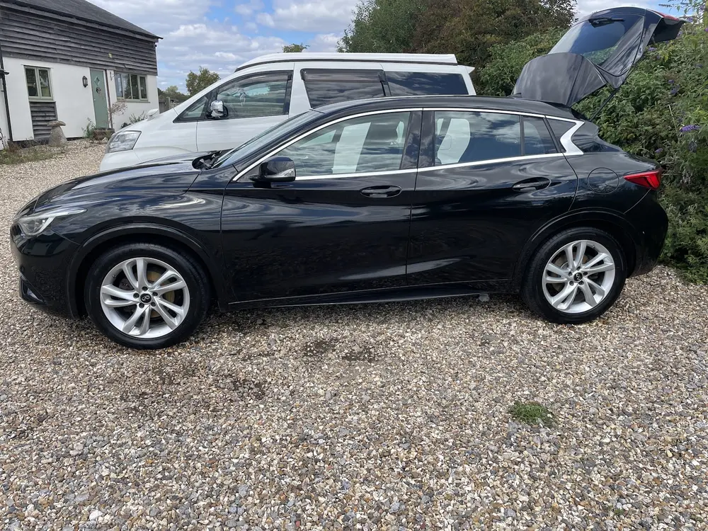 Infiniti Q30 after the valet, photographed by Russell J.