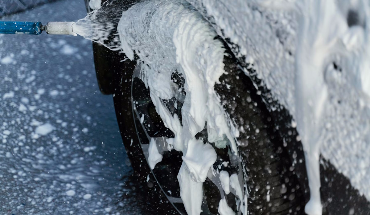 Can I get mobile car valeting services in the UK