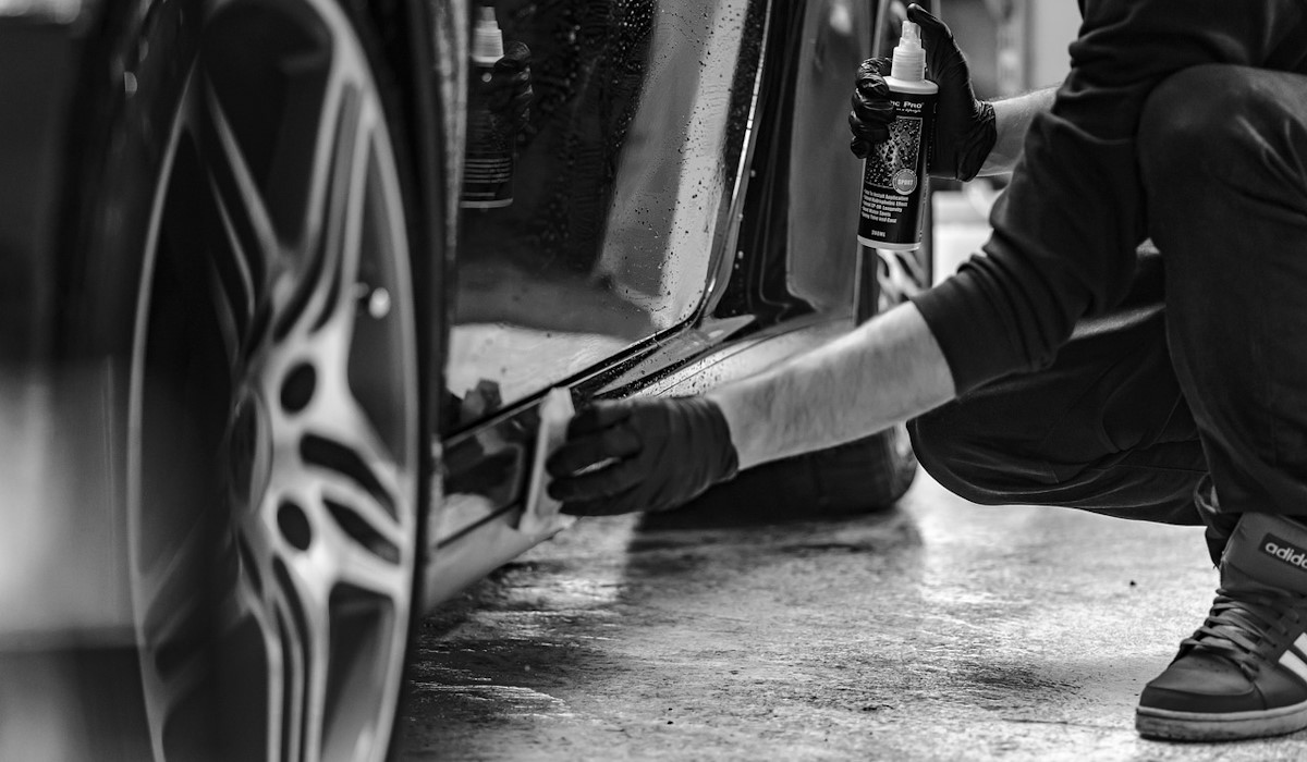 How to Maintain Your Car's Value with Professional Valeting