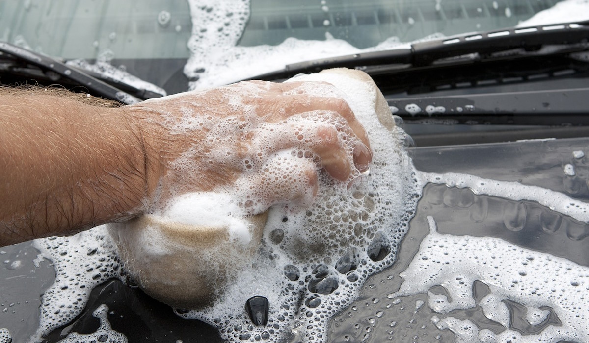 The Science of Car Cleaning - Why pH-Balanced Shampoos Matter