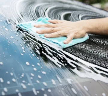 How Can Using the Wrong Cloths Damage Your Car’s Paint
