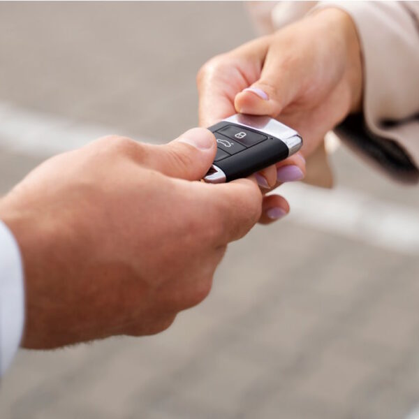 Can a mobile valet help prepare my car for selling