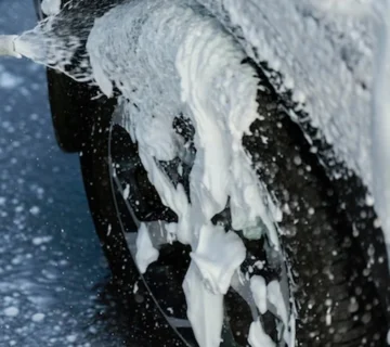 Should You Wash Your Car in Cold Weather