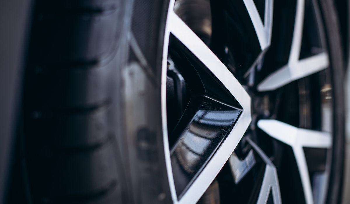 Why Do Alloy Wheels Need Professional Cleaning