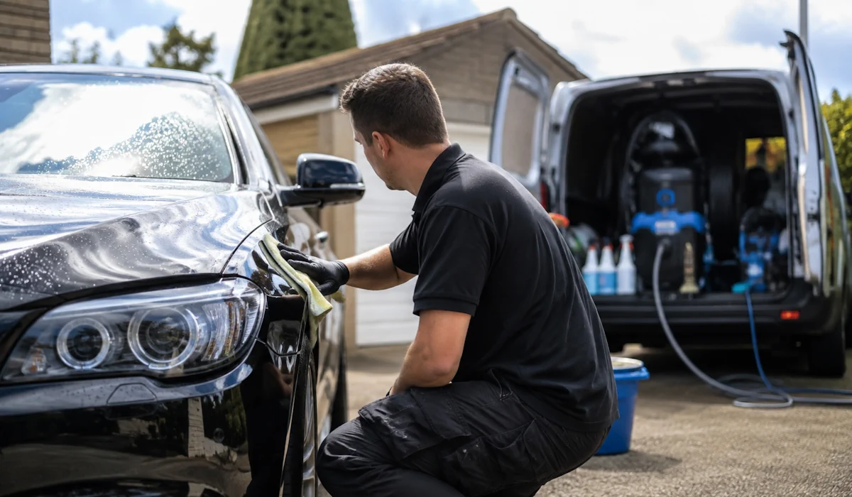 How Far in Advance Should You Book a Mobile Valet?